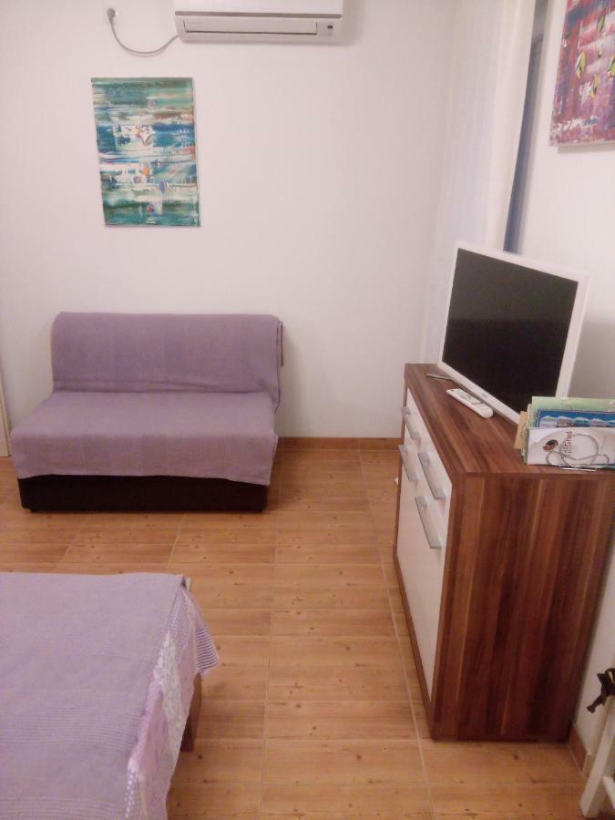 Apartmani Lomar Stari Grad  Εξωτερικό φωτογραφία